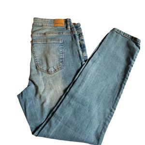 ROEBUCK & COMPANY Woman's Jeans Size 10